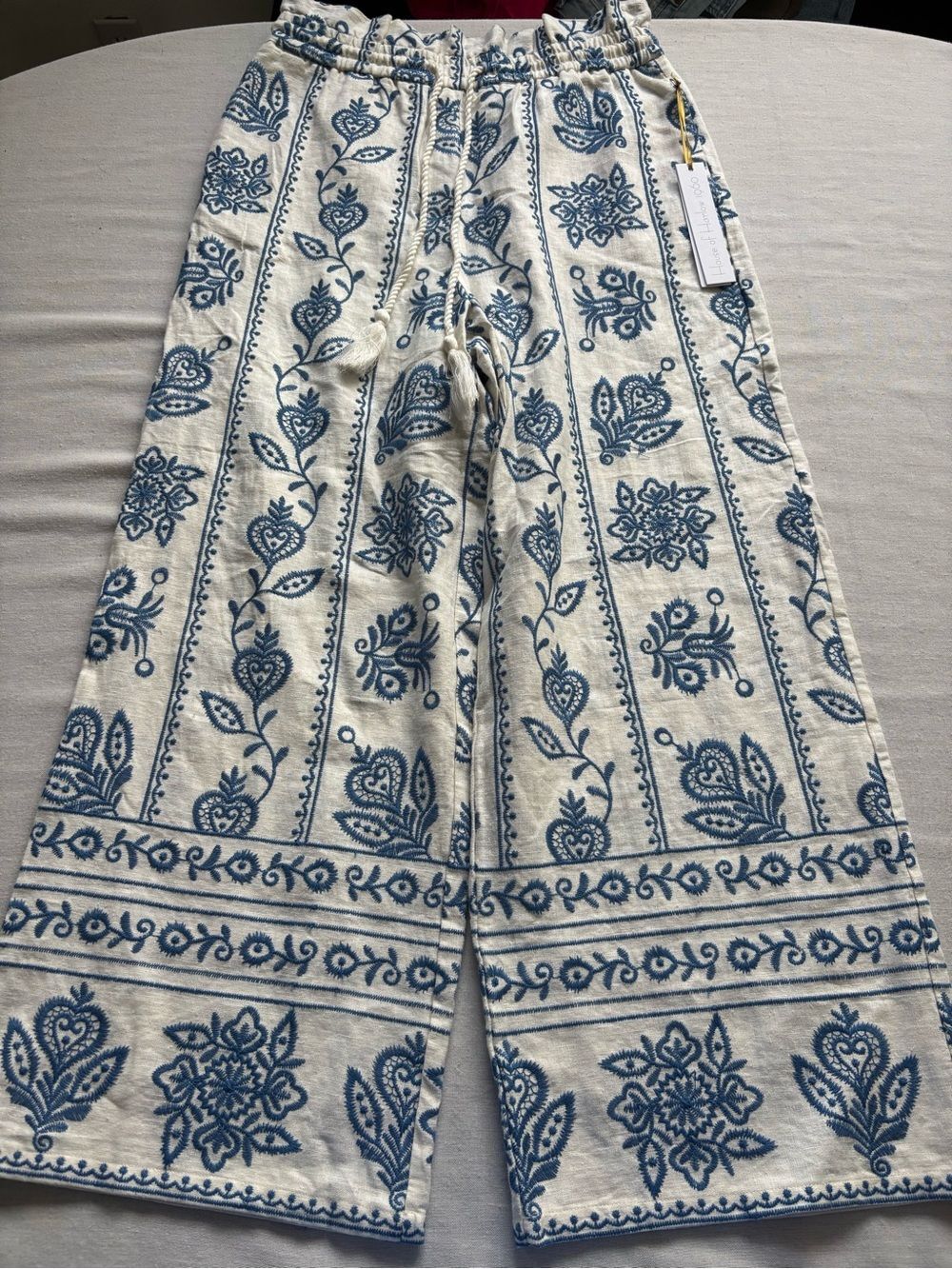 NWT House of Harlow 1960 White Blue Embroidered Linen Wide Leg Pants S